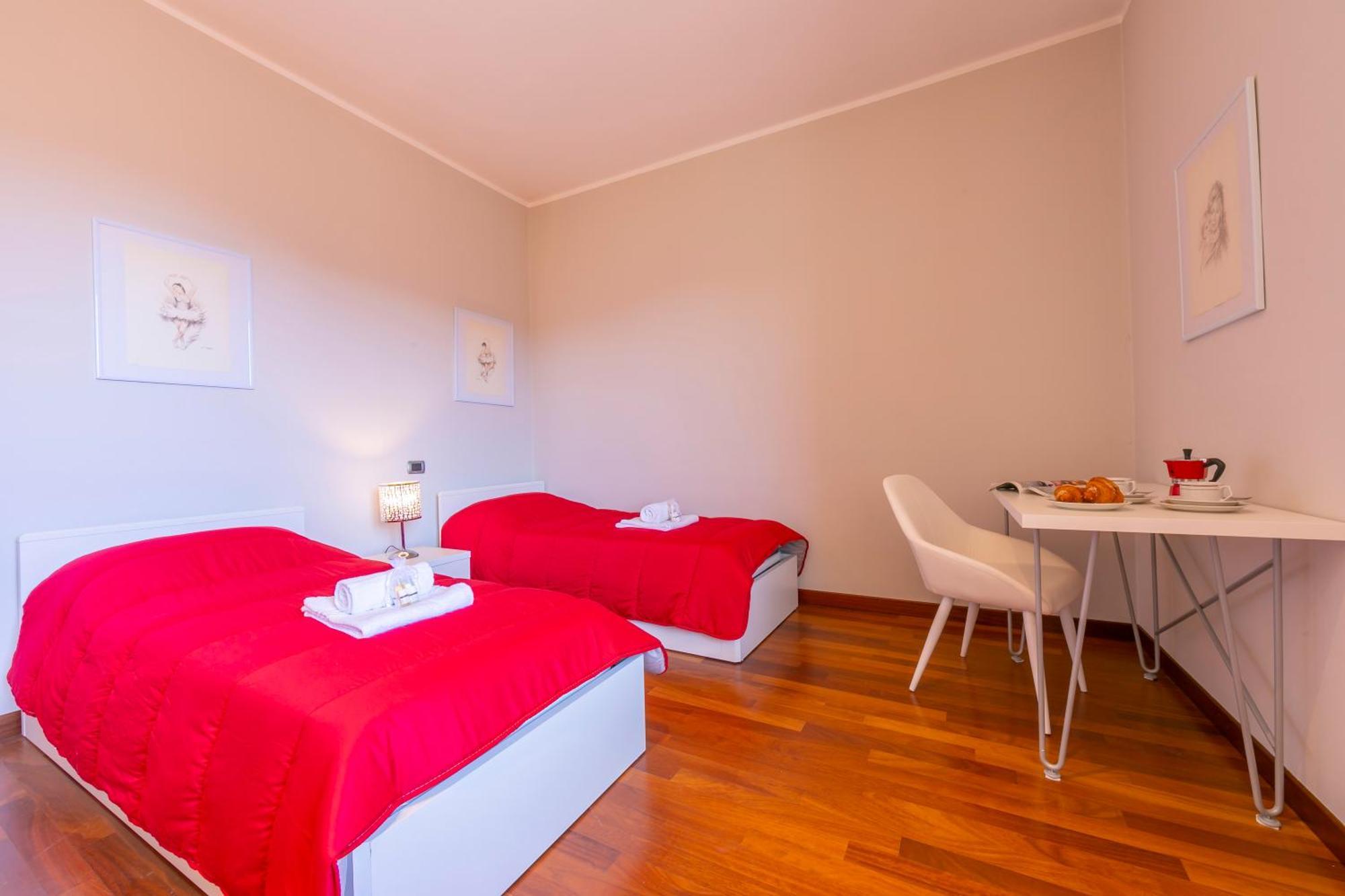 לבנו Appartamento Il Golfo Lake View - Happy Rentals מראה חיצוני תמונה